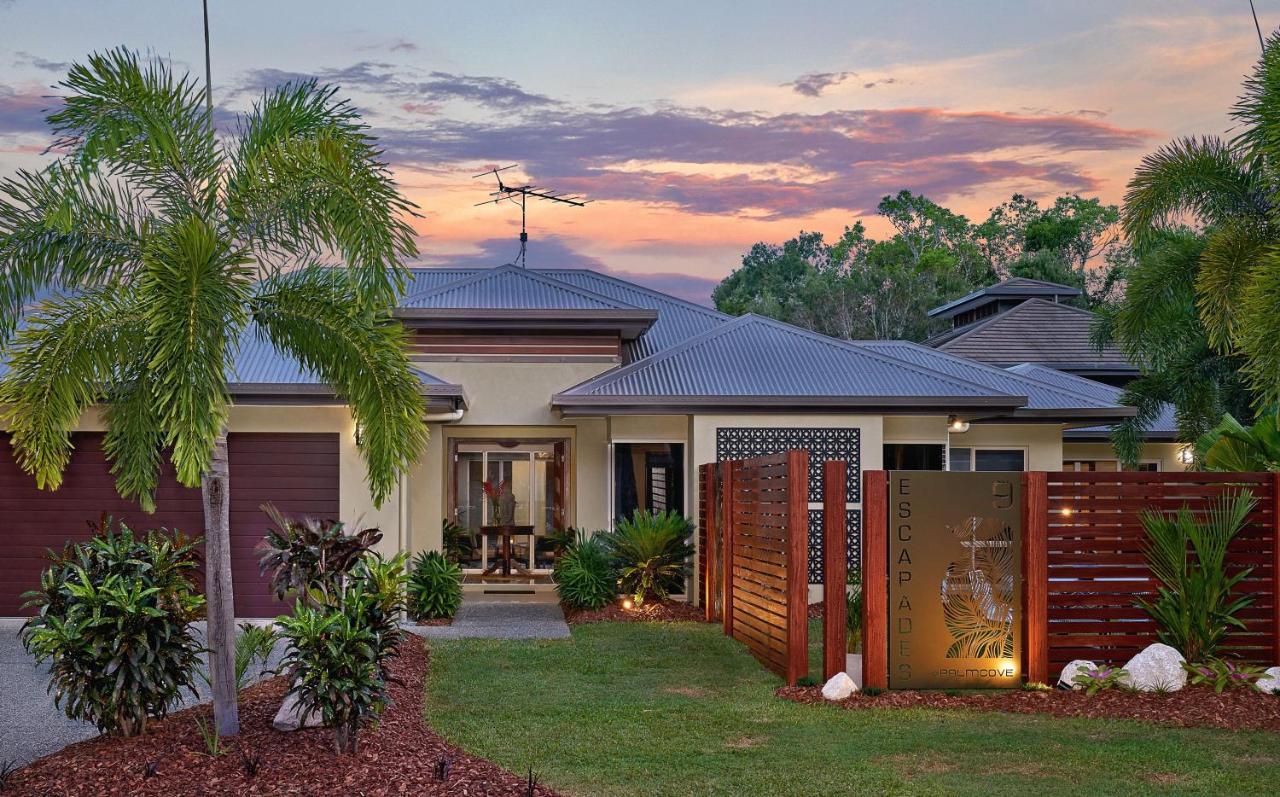 Escapades @ Palm Cove Villa Екстериор снимка